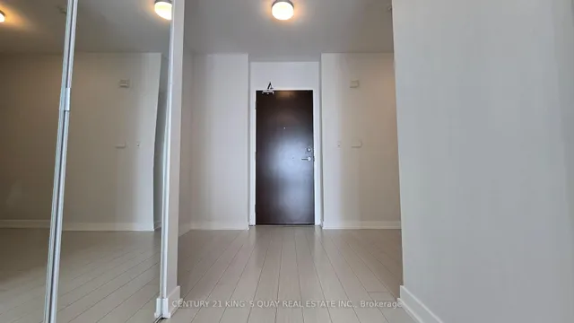 Additional image 6 of 21 Iceboat Terr Unit ph01