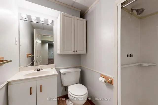 Additional image 34 of 1327 Greenwood Cres