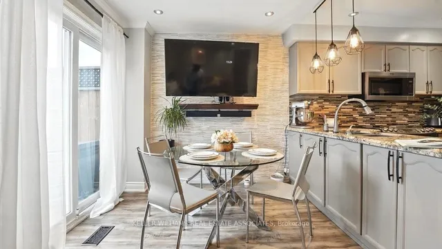 Additional image 11 of 599 Ashprior Ave