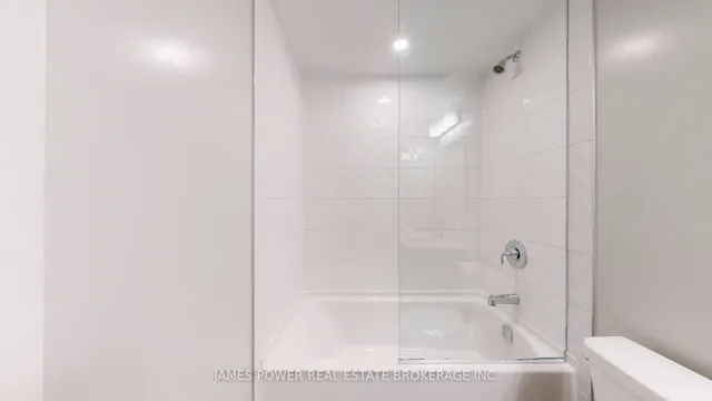 Additional image 28 of 1415 Dundas St Unit 207