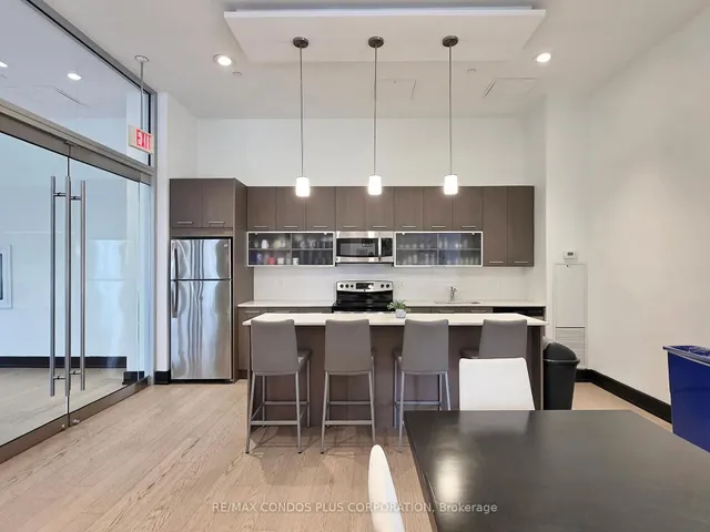 Additional image 39 of 2055 Danforth Ave Unit 605