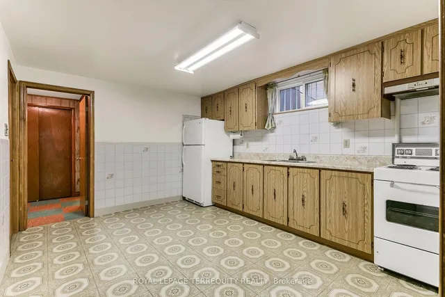 Additional image 22 of 2981 Weston Rd