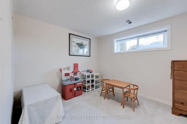 Additional image 35 of 9 Geraldton Cres