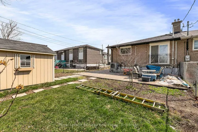 Additional image 33 of 245 Avondale Blvd