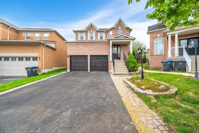 16 Mistycreek Cres