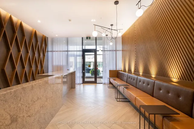 1285 Queen St Unit 306