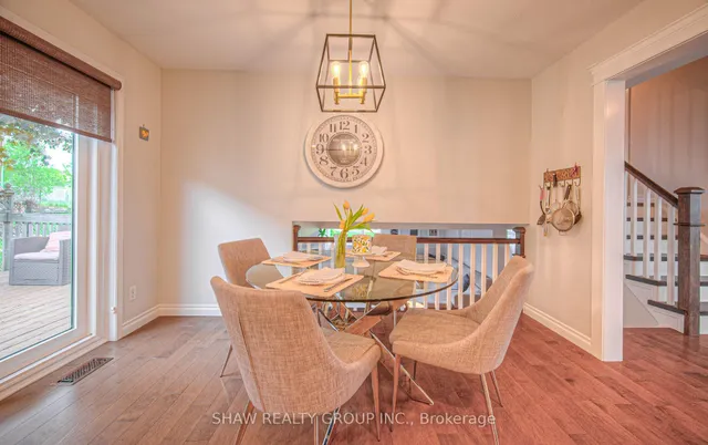 Additional image 12 of 210 Misty Crt