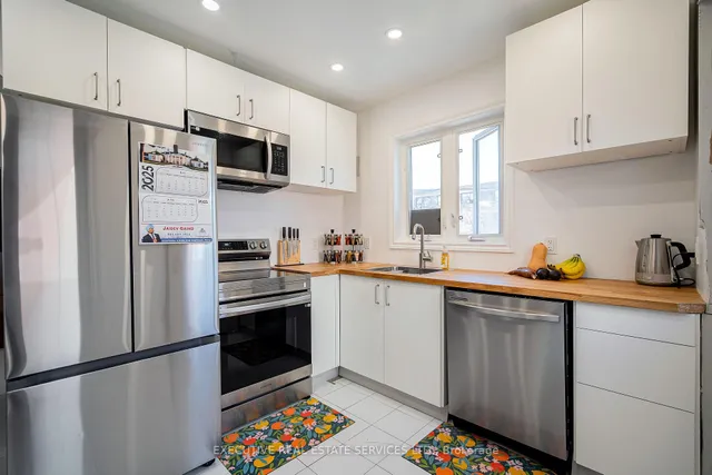 Additional image 19 of 49 Trethewey Dr