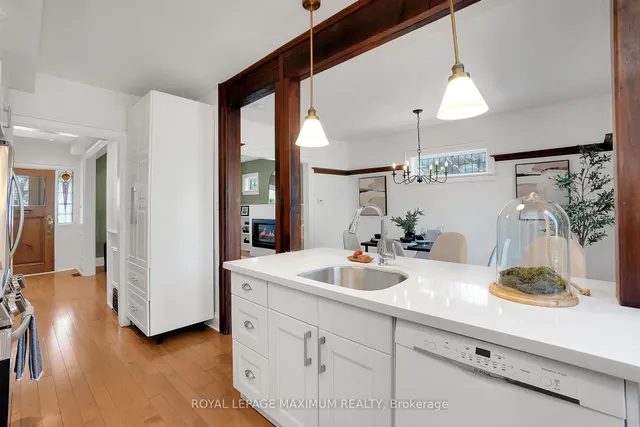 Additional image 17 of 30 Dixon Ave