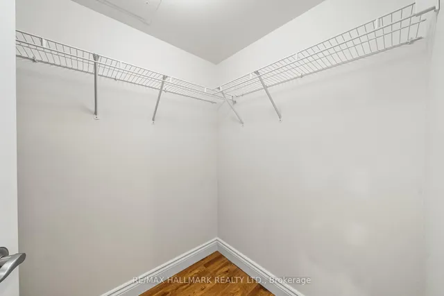 Additional image 23 of 12 Rean Dr Unit 403