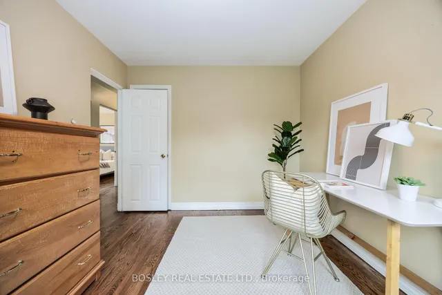 Additional image 19 of 106 Brenda Cres