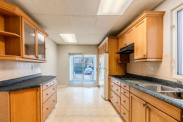 Additional image 11 of 53 Badgerow Ave