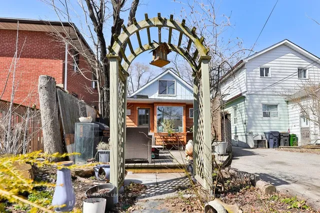 Additional image 8 of 39 Twenty Fourth St