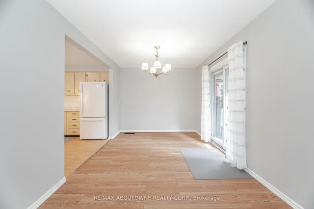 Additional image 9 of 961 Francis Rd Unit 4