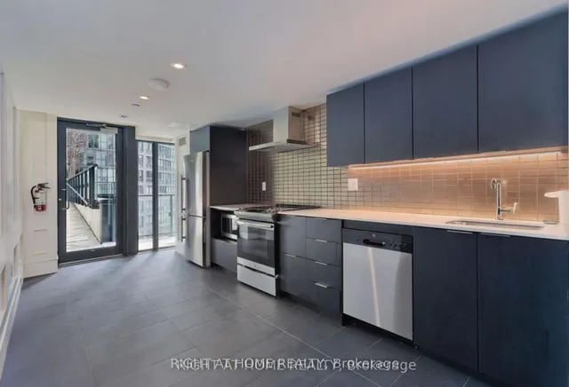 Additional image 31 of 955 Bay St Unit 2702