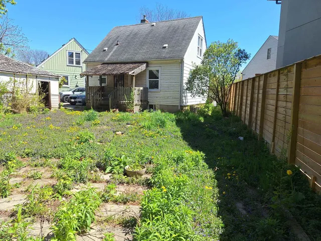 Additional image 8 of 676 Trethewey Dr