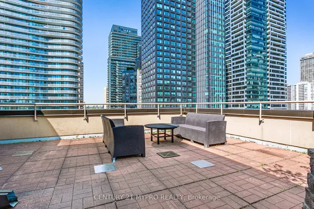 Additional image 30 of 555 Yonge St Unit 401