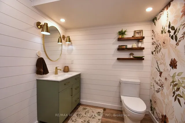 Additional image 32 of 47 Surrey Dr