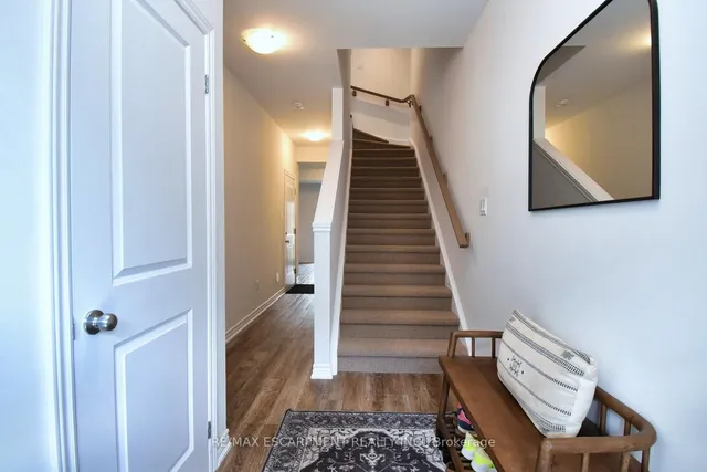 Additional image 3 of 187 Wilson St Unit 4