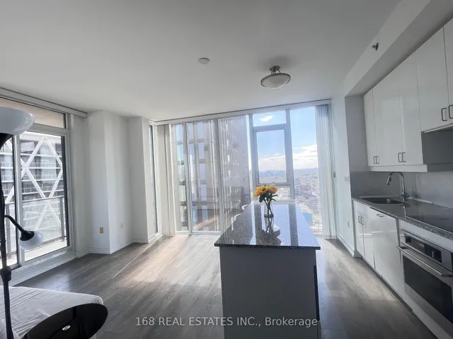 Additional image 7 of 426 University Ave Unit 3503