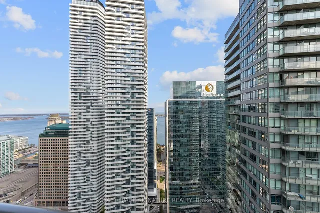 Additional image 35 of 65 Bremner Blvd Unit 4101