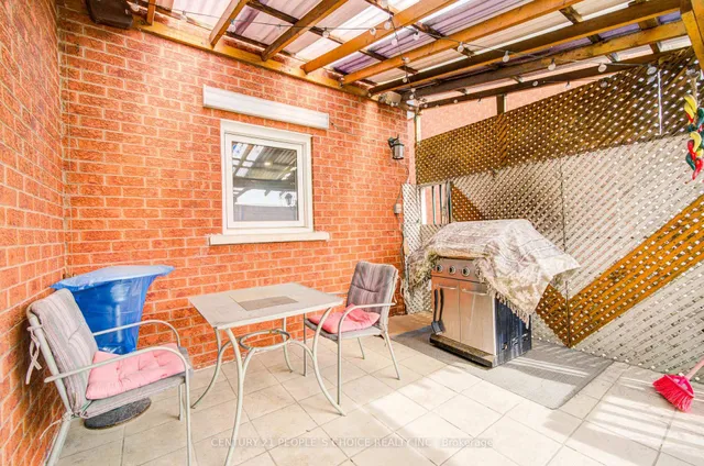 Additional image 50 of 157 Cinrickbar Dr