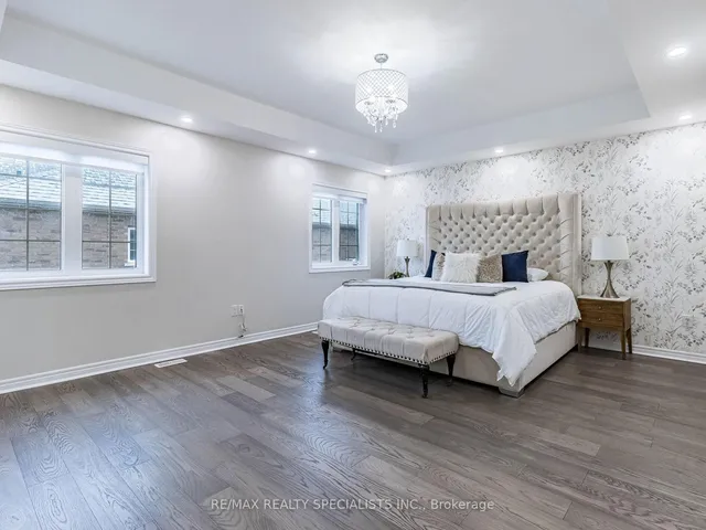 Additional image 24 of 41 Hoxton Rd