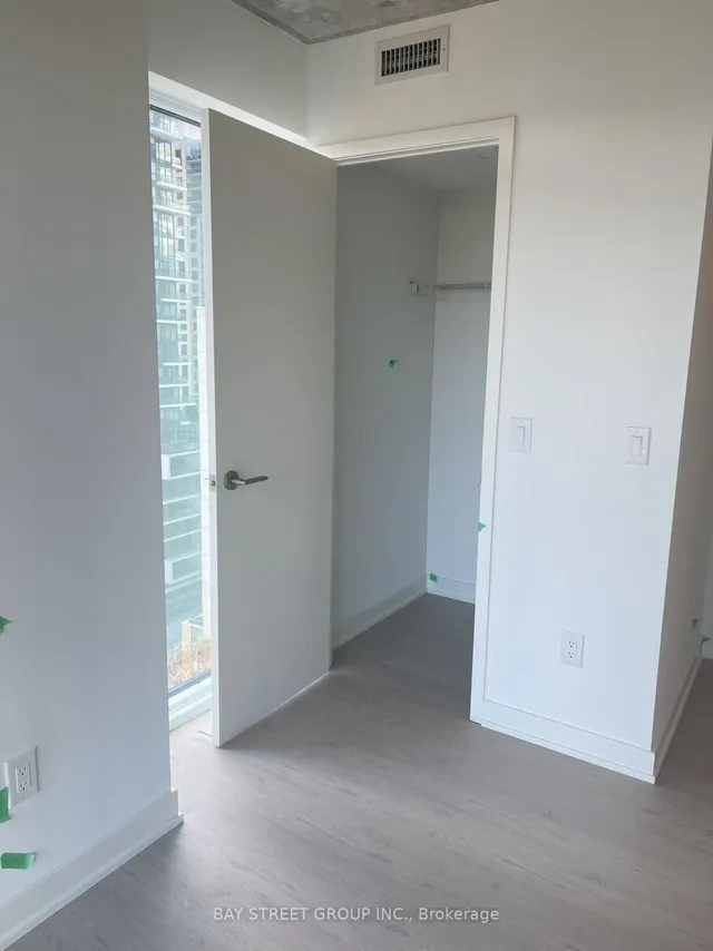 Additional image 16 of 65 Mutual St Unit 1302