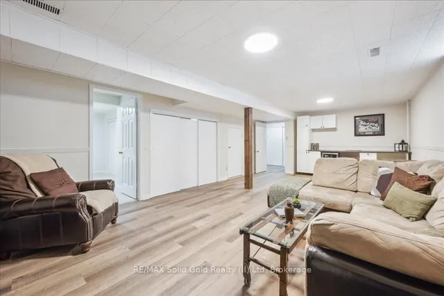 Additional image 27 of 5 Quinte Cres