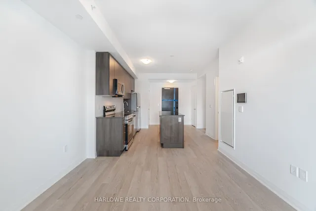 Additional image 5 of 490 Gordon Krantz Ave Unit 402