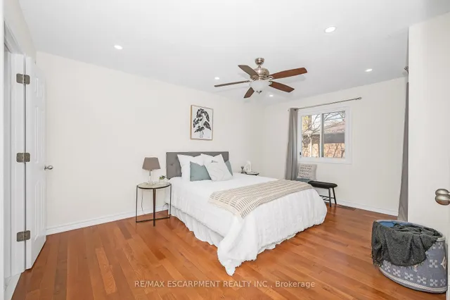 Additional image 24 of 2728 Guilford Cres