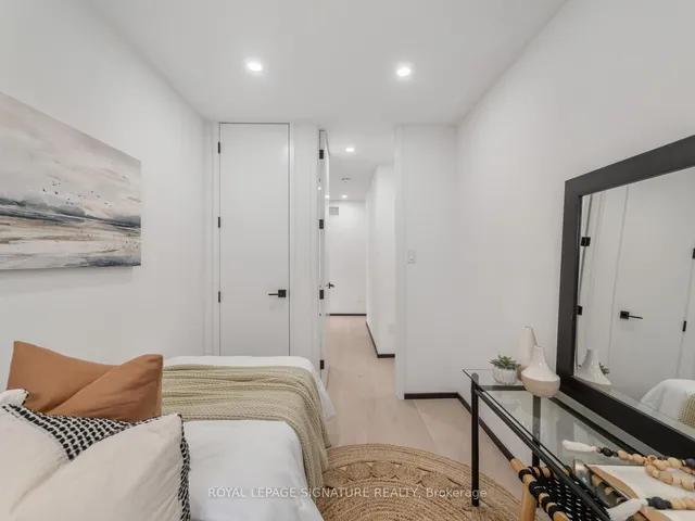 Additional image 30 of 186 Oak Park Ave