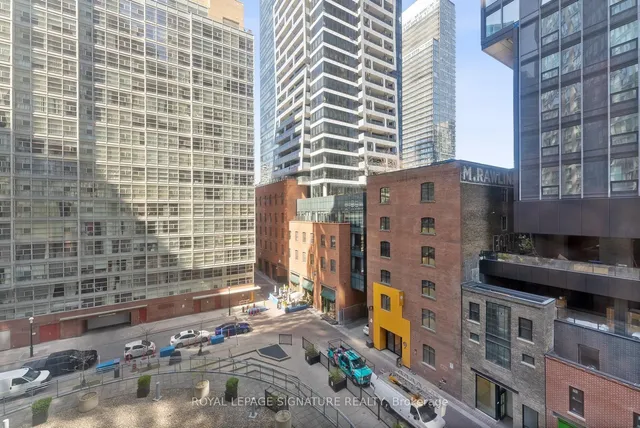 Additional image 28 of 24 Wellesley St Unit 610