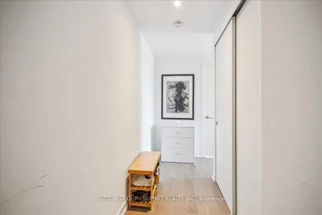 Additional image 17 of 161 Roehampton Ave Unit 1010