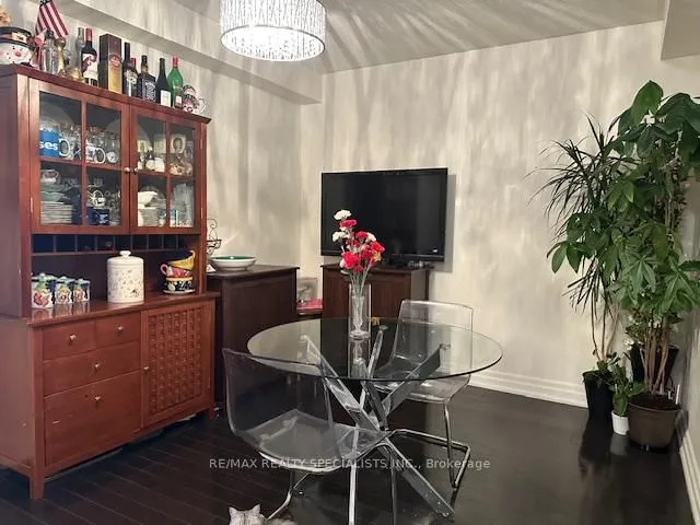 Additional image 3 of 200 Burnhamthorpe Rd Unit 605