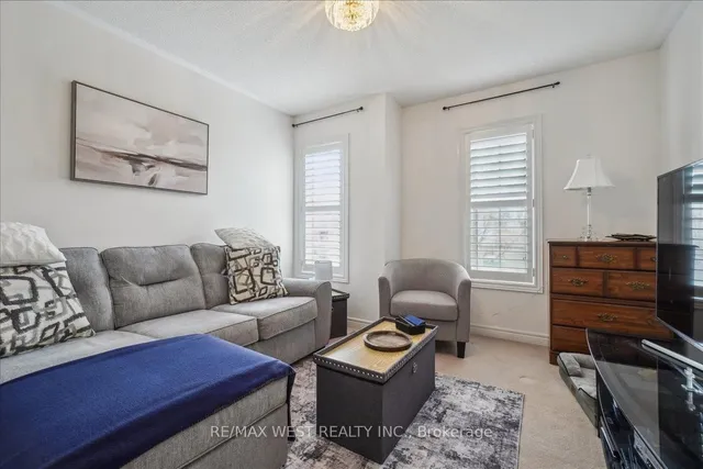 Additional image 6 of 28 Showboat Cres