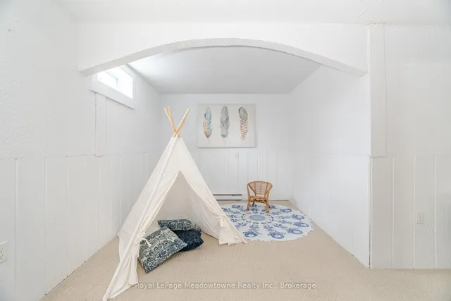 Additional image 39 of 204 Bousfield Cres