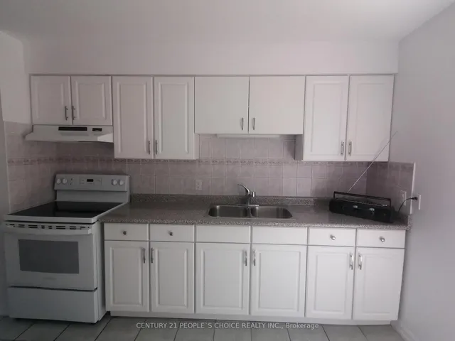 Additional image 5 of 17 Gosford Blvd Unit 9