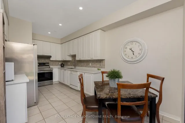 Additional image 14 of 1876 Stevington Cres