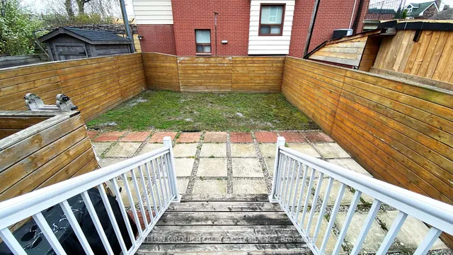 Additional image 26 of 43 Greenlaw Ave