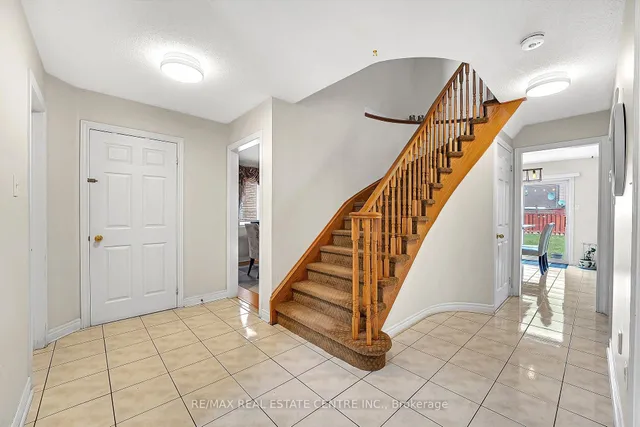 Additional image 5 of 26 Hefferon Crt