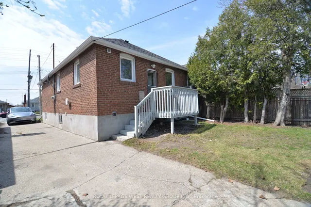 Additional image 37 of 905 Islington Ave