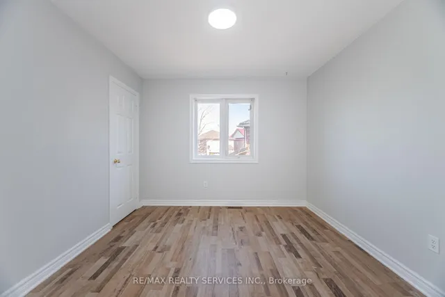 Additional image 27 of 69 Harbourtown Cres