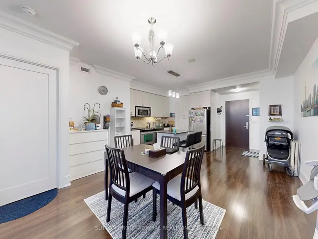 Additional image 11 of 70 Roehampton Ave Unit 1916