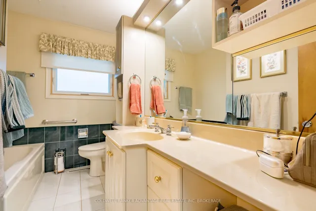 Additional image 22 of 17 Wardrope Ave