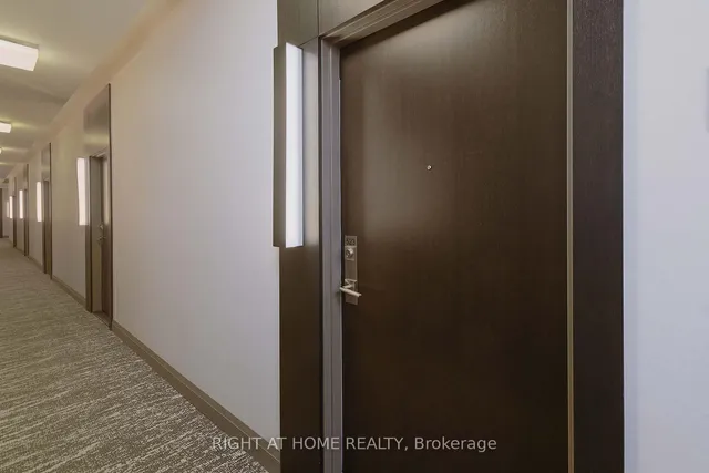 Additional image 8 of 4208 Dundas St Unit 523