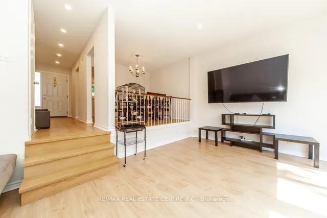 Additional image 10 of 2050 Upper Middle Rd Unit 88