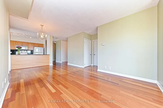 Additional image 19 of 38 Fontenay Crt Unit Suite 1309