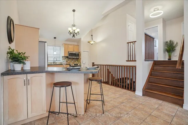 Additional image 20 of 32 Sonoma Lane