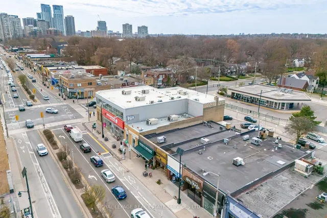 Additional image 39 of 33 Willingdon Blvd